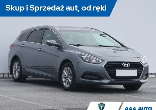 Hyundai i40 cena 66000 przebieg: 63908, rok produkcji 2017 z Kościan małe 379